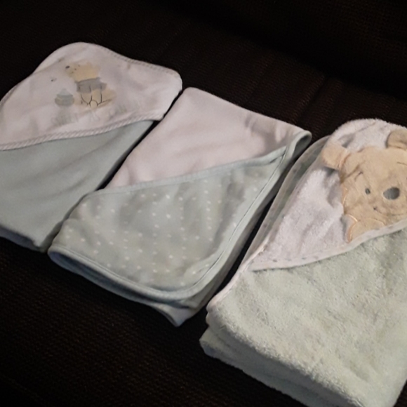 Disney baby - hooded towels